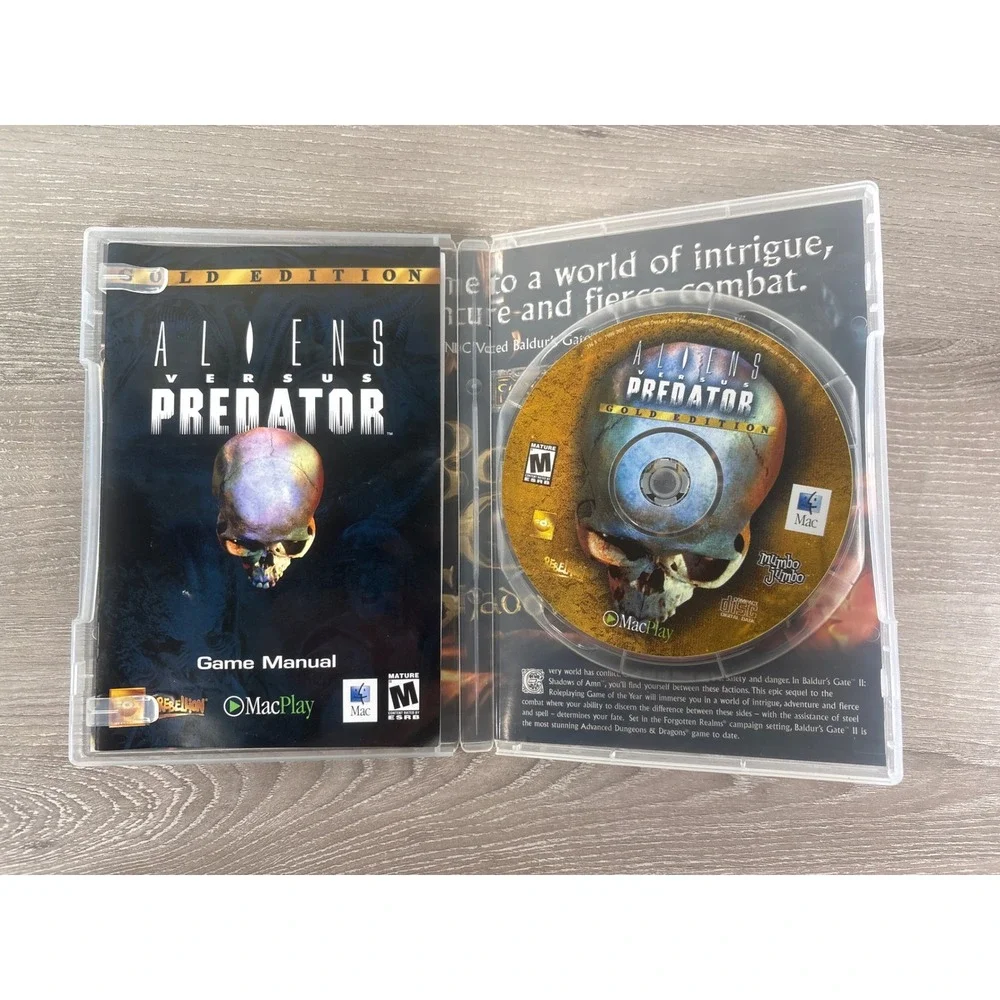 Aliens Versus Predator Gold Edition PC Game MacPlay 2000‎